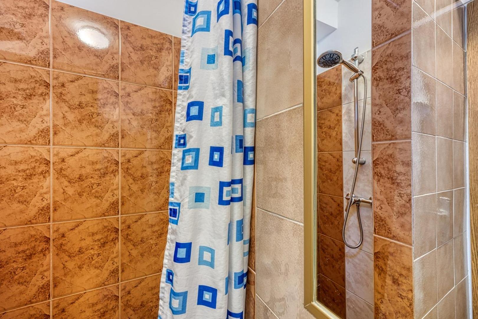 Apartments Marija 1000 拉巴克 外观 照片